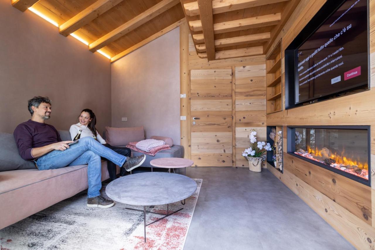 Chalet Imbosc'Che - 5 Beautiful Rooms In Charming B&B ليفينو المظهر الخارجي الصورة