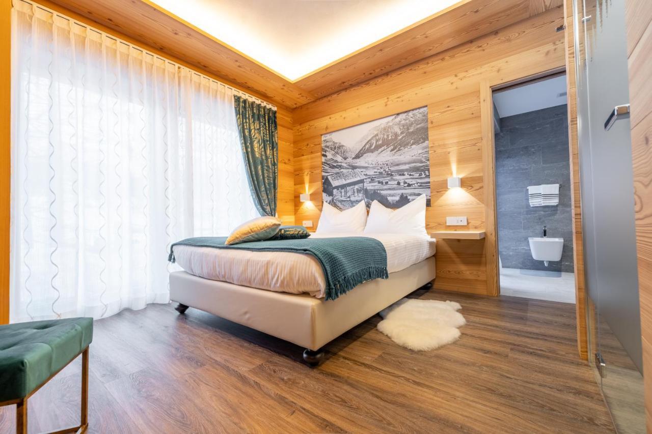 Chalet Imbosc'Che - 5 Beautiful Rooms In Charming B&B ليفينو المظهر الخارجي الصورة